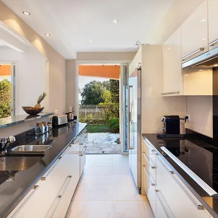 Capleouna-saint-andrieu Holiday home *